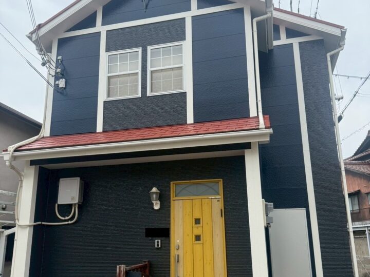 明石市　Y様邸　ネイビーの外壁塗装で外観一新しました♪