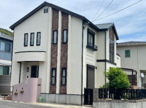 兵庫県淡路市　K様邸　高耐候で光沢性が抜群のお家に仕上がりました！！